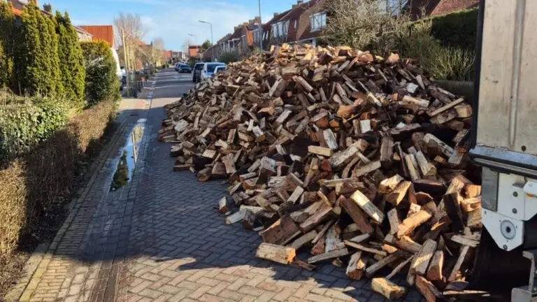 lossen van openhaardhout in bulk